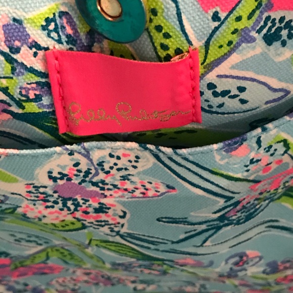 NWT Lilly Pulitzer Lilly’s Lagoon Tote Bag - Picture 6 of 6